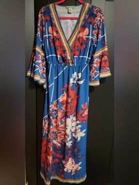 Flying Tomato Blue Floral Maxi Dress Medium